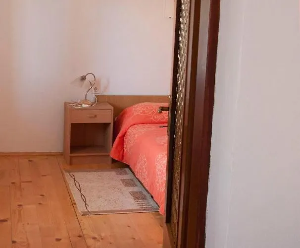 Апартаменты David's Place *