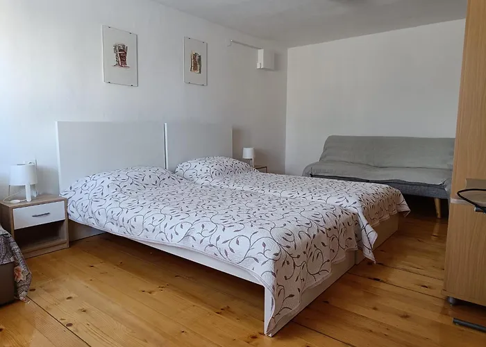 Апартаменти David's Place *